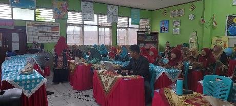 TILOK ZOOM SOSIALISASI BIMBINGAN TEKNIS IKM WILAYAH 2 TITIK 2 MIN 4 KOTA PADANG