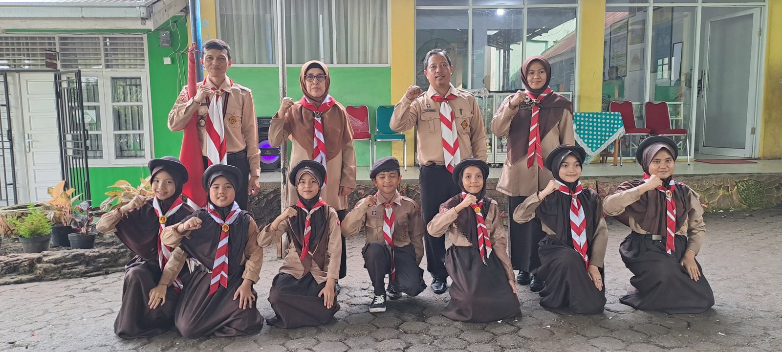 Pelantikan Pramuka Penggalang Ramu MIN 4 Kota Padang: Menyemai Semangat Pramuka di Generasi Muda