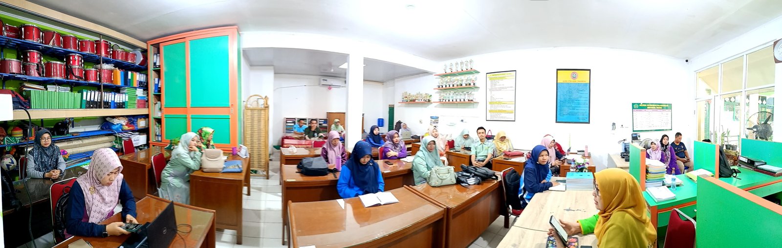 Rapat Dinas Persiapan PBM Tahun Pelajaran 2025/2026 Digelar di MIN 4 Kota Padang